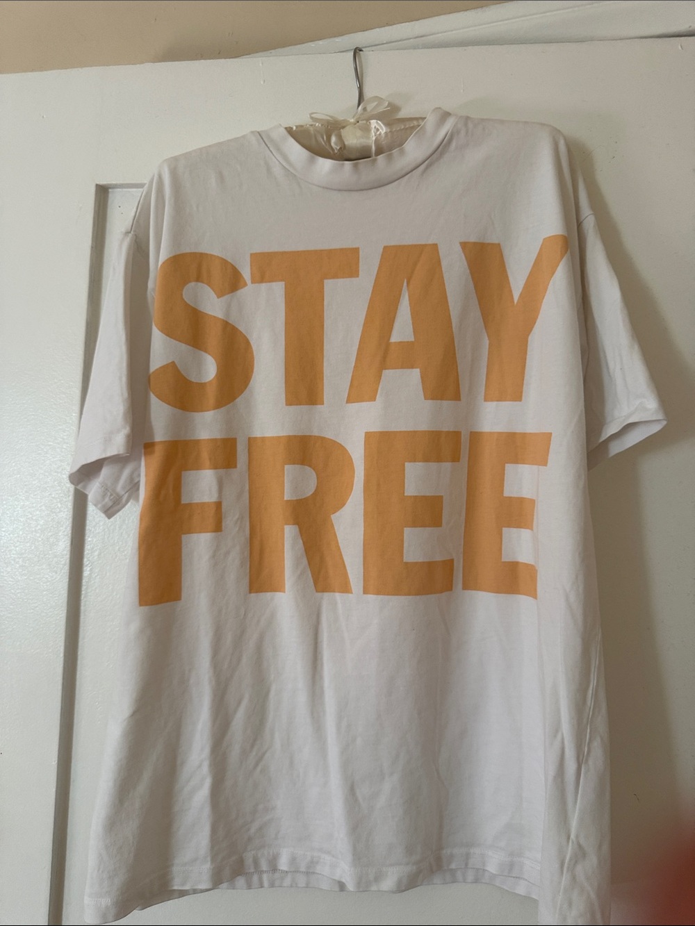 Honey F Dijon Stay Free Graphic Tee - White with Peach Print